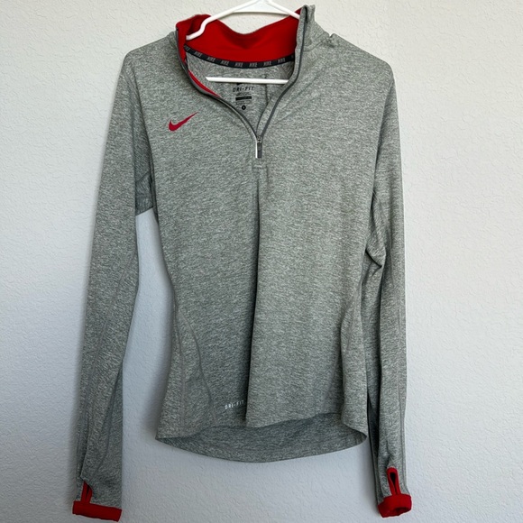 Nike Tops - Women’s Nike Dri Fit Half Zip Up
